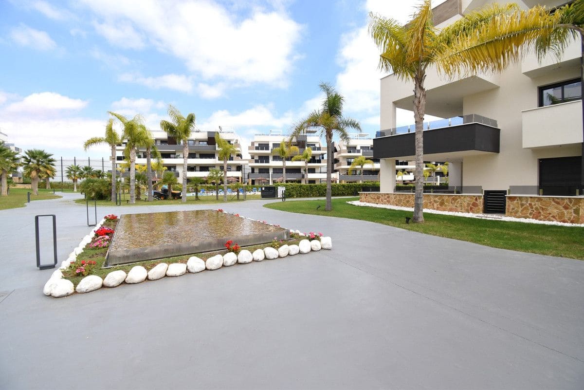 Apartamento de 3 habitaciones en Orihuela Costa en venta con piscina - 475.000 € (Ref: 10013758)