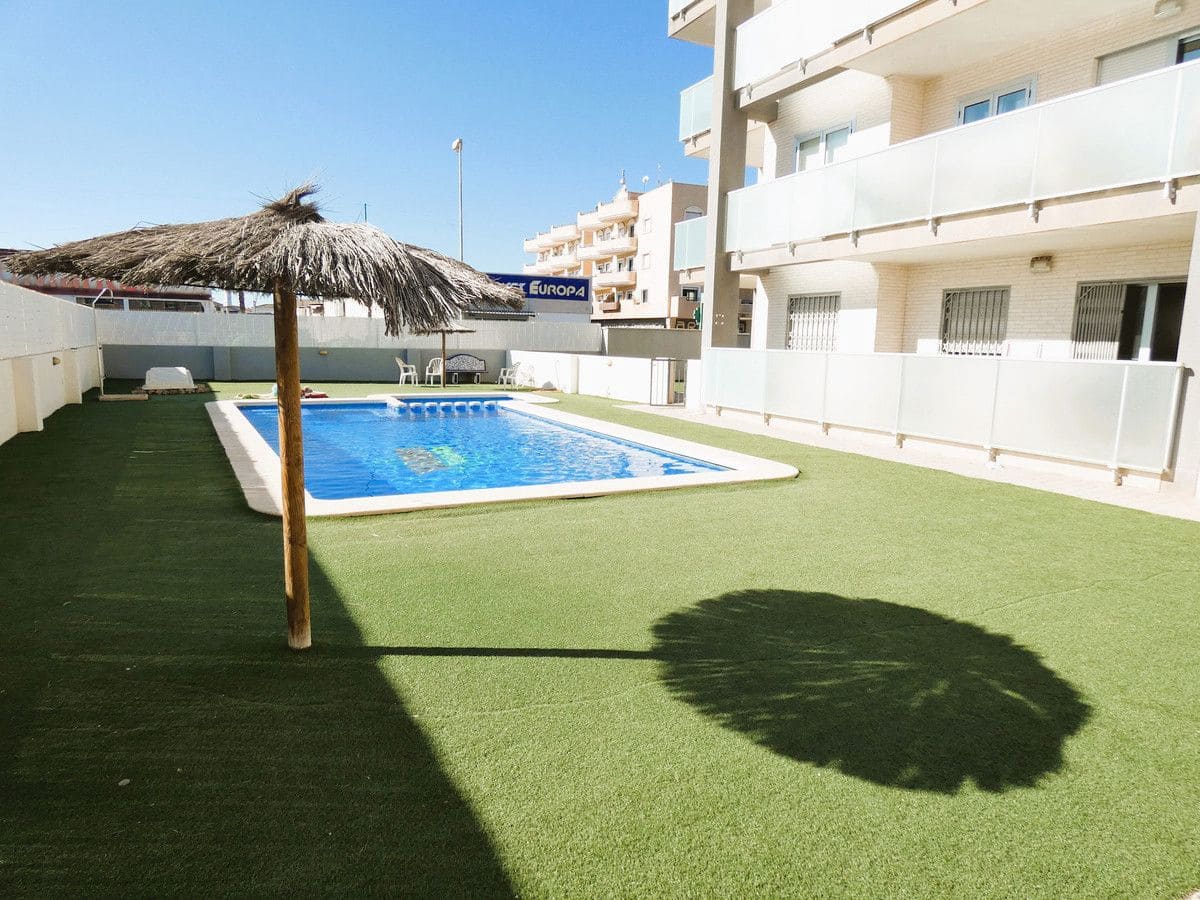4 chambre Appartement à vendre à Cabo Roig - 299 000 € (Ref: 10013759)