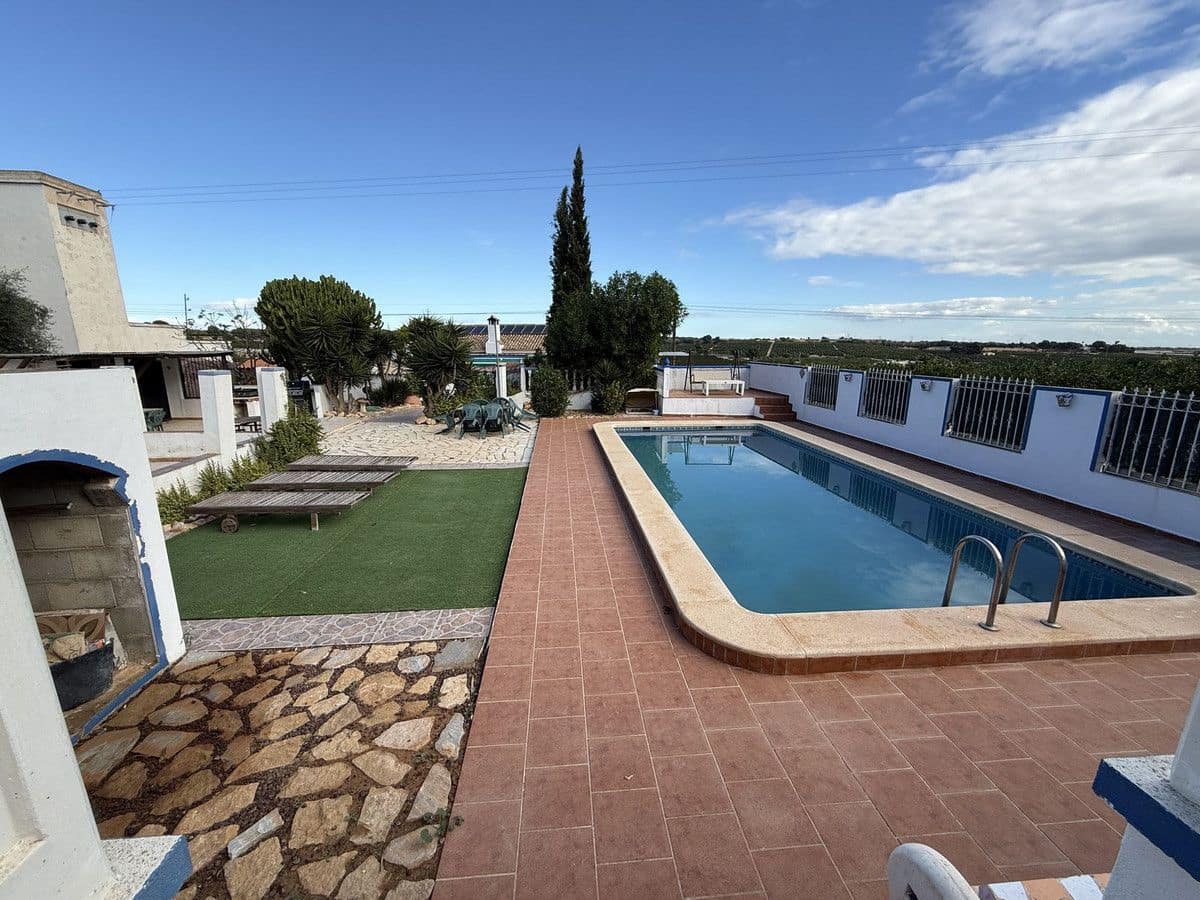 4 bedroom Finca/Country House for sale in Pilar de la Horadada with pool - € 335,000 (Ref: 10013761)