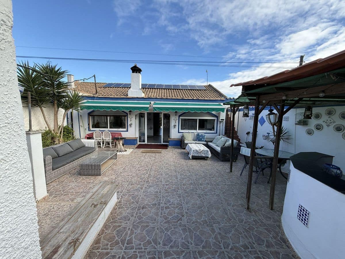 4 bedroom Finca/Country House for sale in Pilar de la Horadada with pool - € 335,000 (Ref: 10013761)