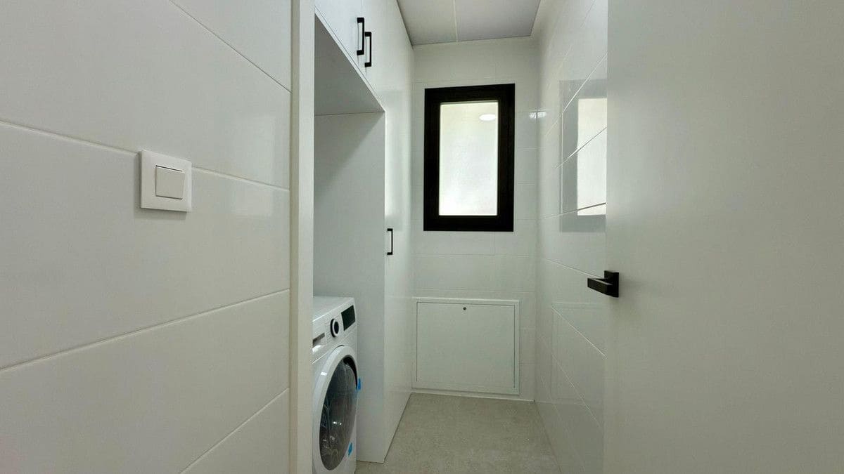 4 slaapkamer Villa te koop in Alicante stad met zwembad - € 897.000 (Ref: 10013763)