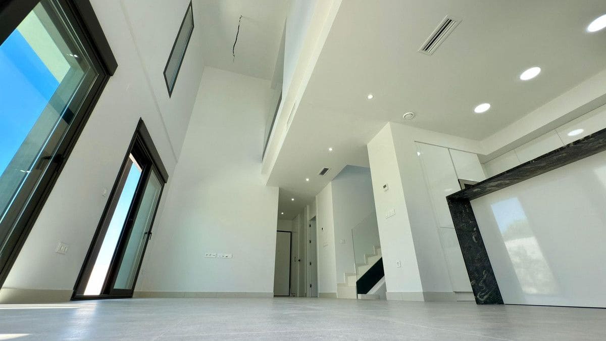 4 slaapkamer Villa te koop in Alicante stad met zwembad - € 897.000 (Ref: 10013763)