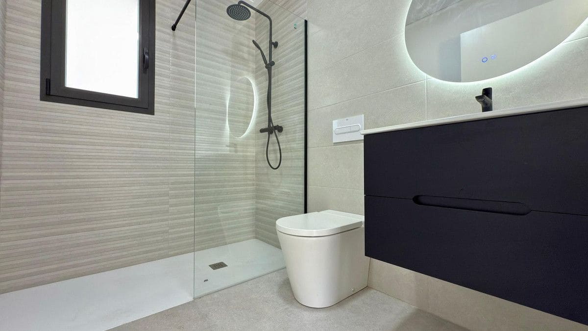 4 slaapkamer Villa te koop in Alicante stad met zwembad - € 897.000 (Ref: 10013763)