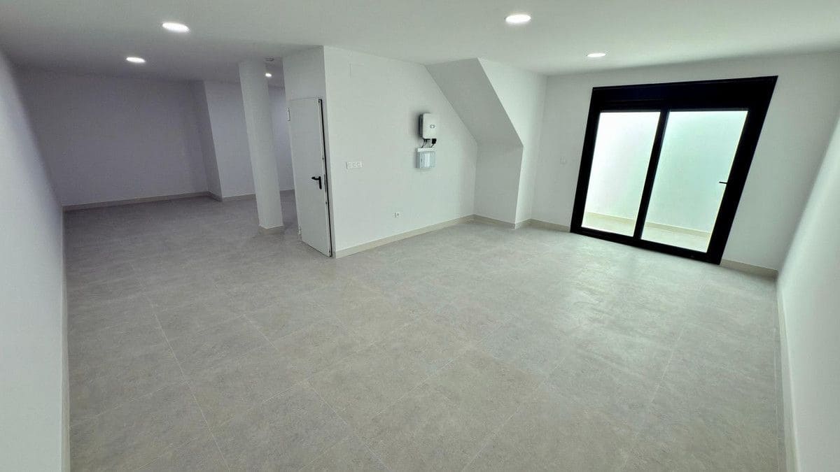 4 slaapkamer Villa te koop in Alicante stad met zwembad - € 897.000 (Ref: 10013763)