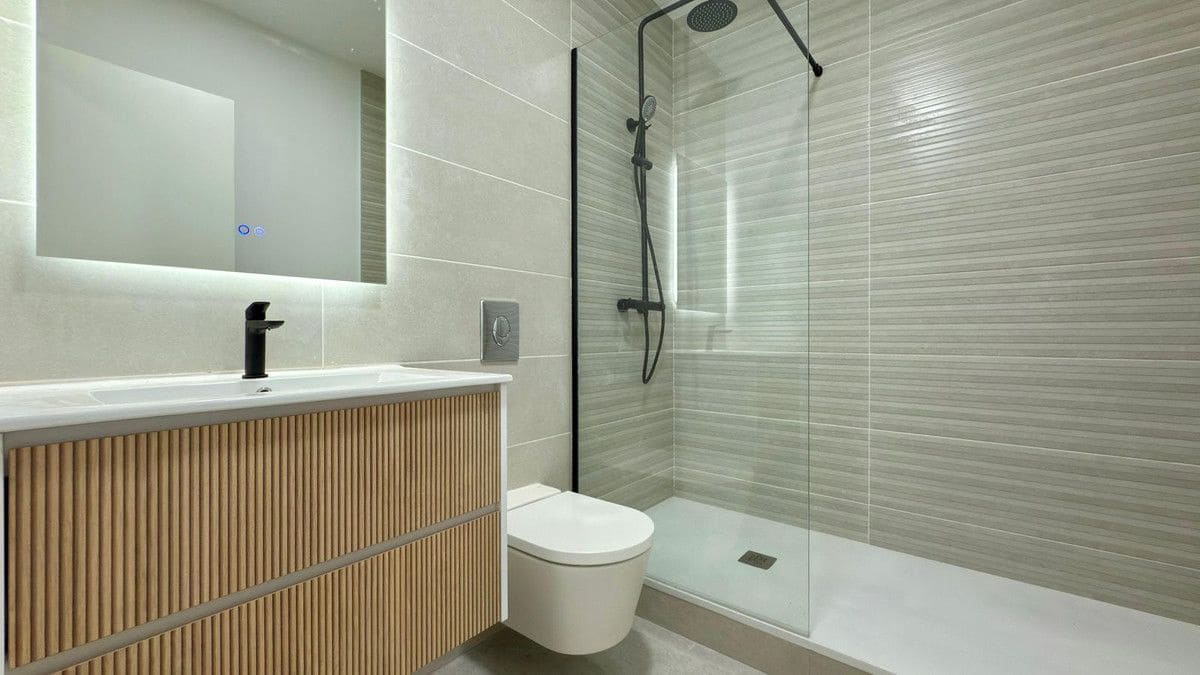 4 slaapkamer Villa te koop in Alicante stad met zwembad - € 897.000 (Ref: 10013763)