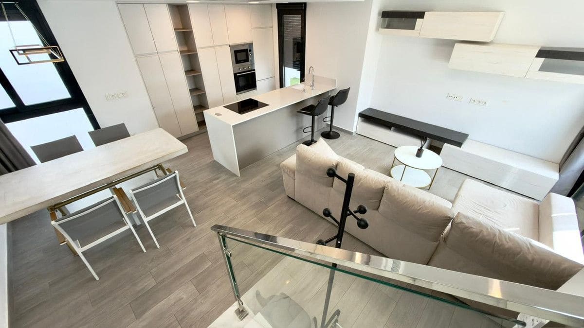3 bedroom Villa for sale in El Campello with pool - € 620,000 (Ref: 10013764)