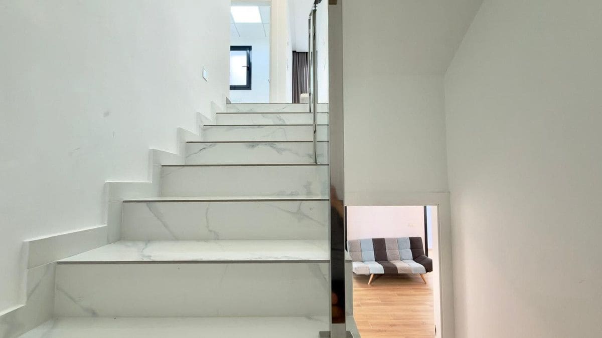 3 bedroom Villa for sale in El Campello with pool - € 620,000 (Ref: 10013764)
