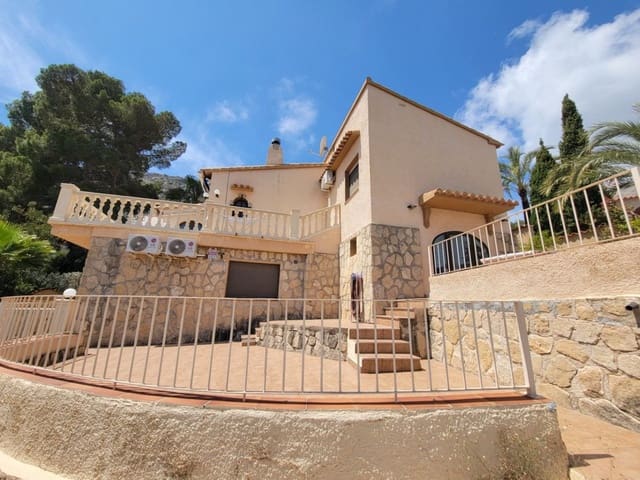 4 soverom Villa til salgs i Calpe / Calp - € 695 000 (Ref: 10013771)