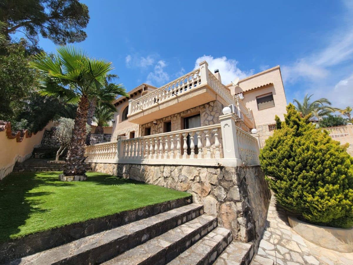 4 soverom Villa til salgs i Calpe / Calp - € 695 000 (Ref: 10013771)
