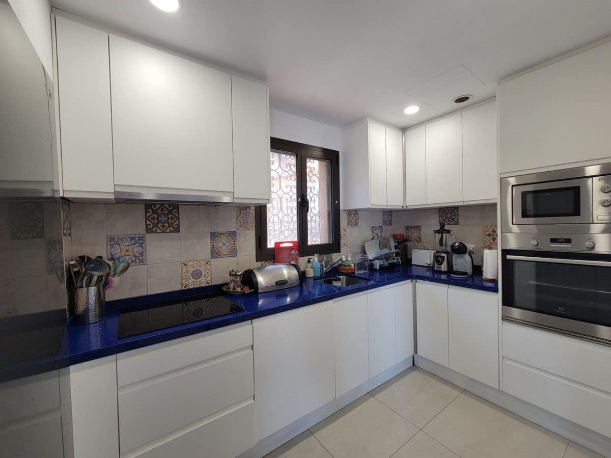 4 soverom Villa til salgs i Calpe / Calp - € 695 000 (Ref: 10013771)