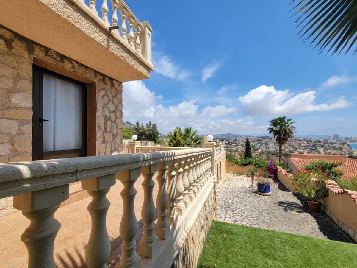 4 soverom Villa til salgs i Calpe / Calp - € 695 000 (Ref: 10013771)