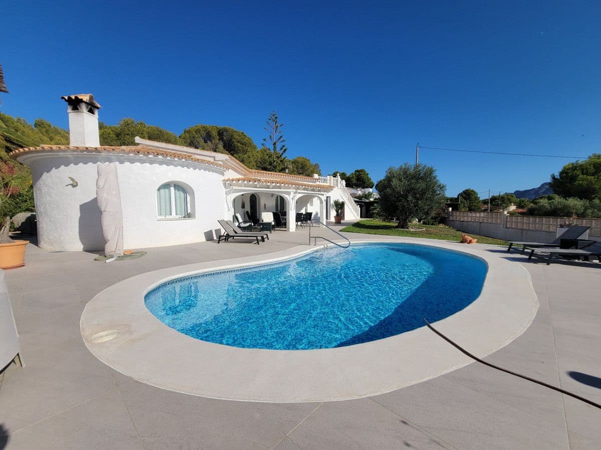 3 Zimmer Villa zu verkaufen in Calpe / Calp - 795.000 € (Ref: 10013777)