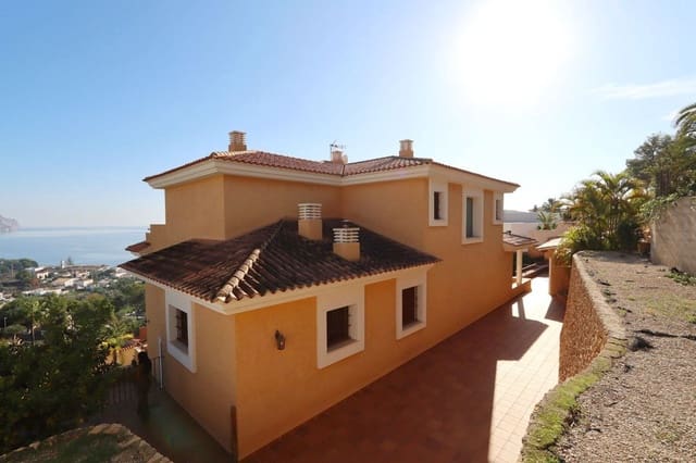 5 slaapkamer Villa te koop in Altea - € 1.800.000 (Ref: 10013785)