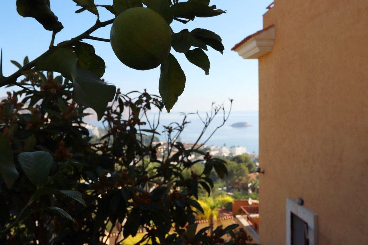 5 slaapkamer Villa te koop in Altea - € 1.800.000 (Ref: 10013785)