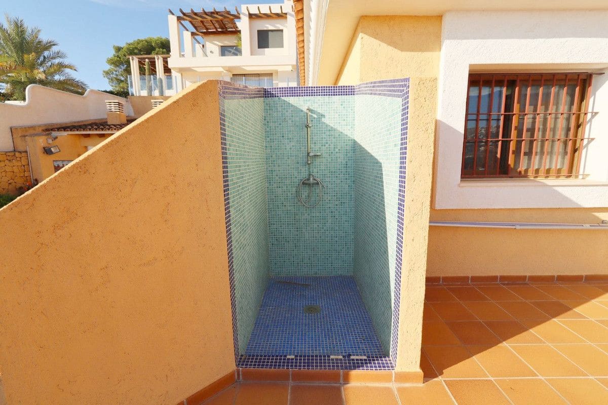 5 slaapkamer Villa te koop in Altea - € 1.800.000 (Ref: 10013785)