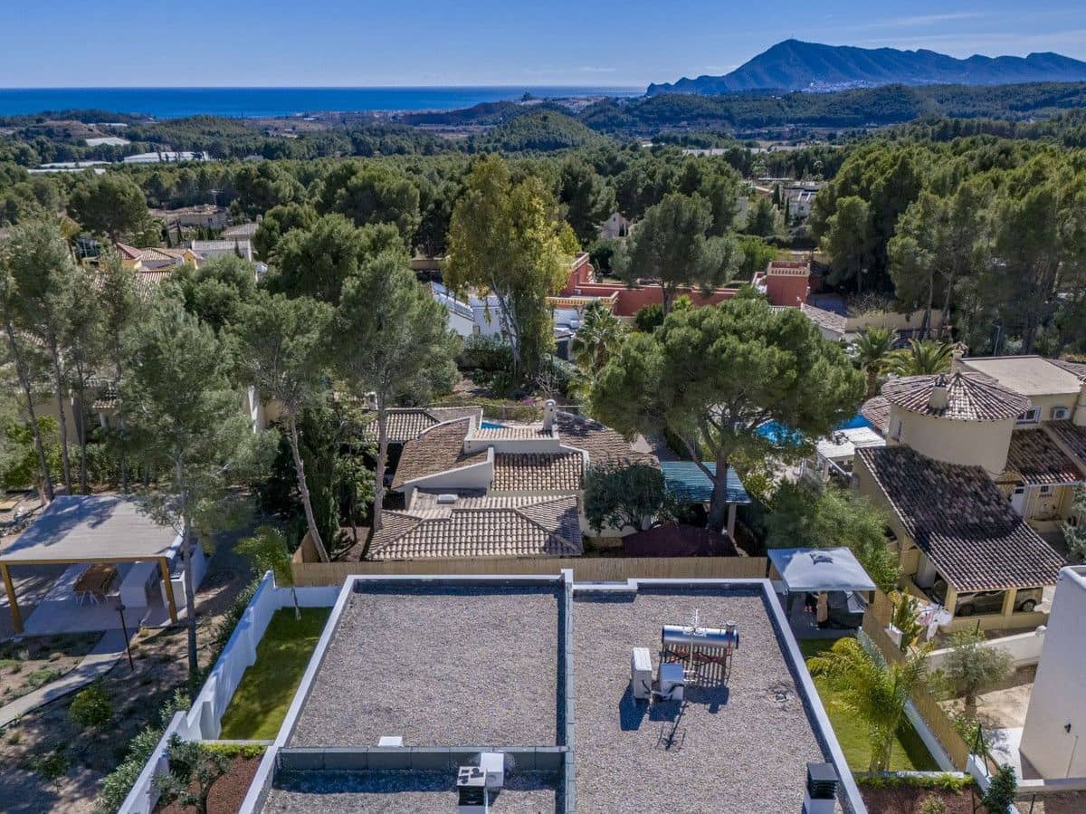 Chalet de 4 habitaciones en Altea en venta - 949.000 € (Ref: 10013786)