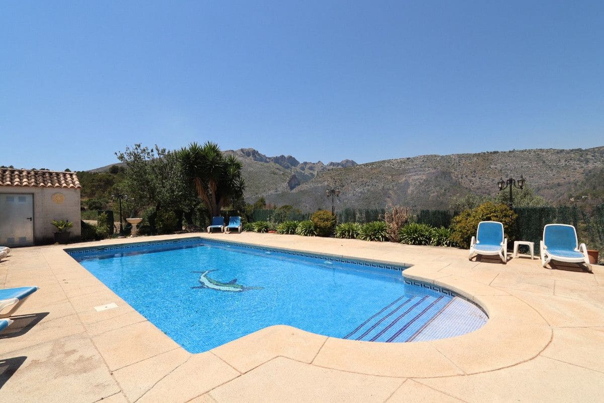 9 chambre Finca/Maison de Campagne à vendre à Benissa - 680 000 € (Ref: 10013787)