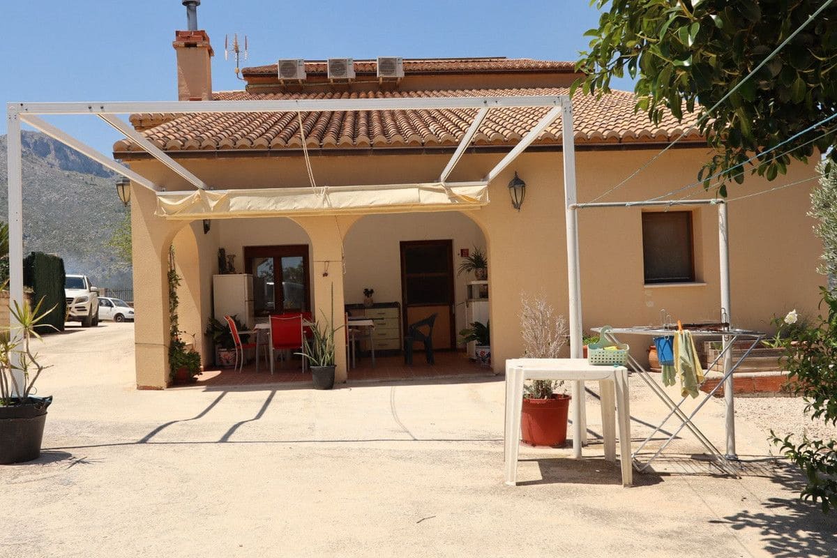 9 chambre Finca/Maison de Campagne à vendre à Benissa - 680 000 € (Ref: 10013787)