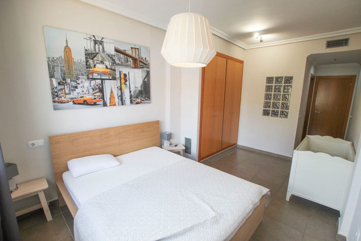 Chalet de 4 habitaciones en Calpe / Calp en venta - 499.000 € (Ref: 10013791)