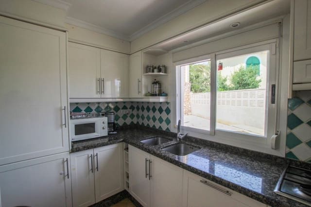 Chalet de 4 habitaciones en Calpe / Calp en venta - 650.000 € (Ref: 10013794)