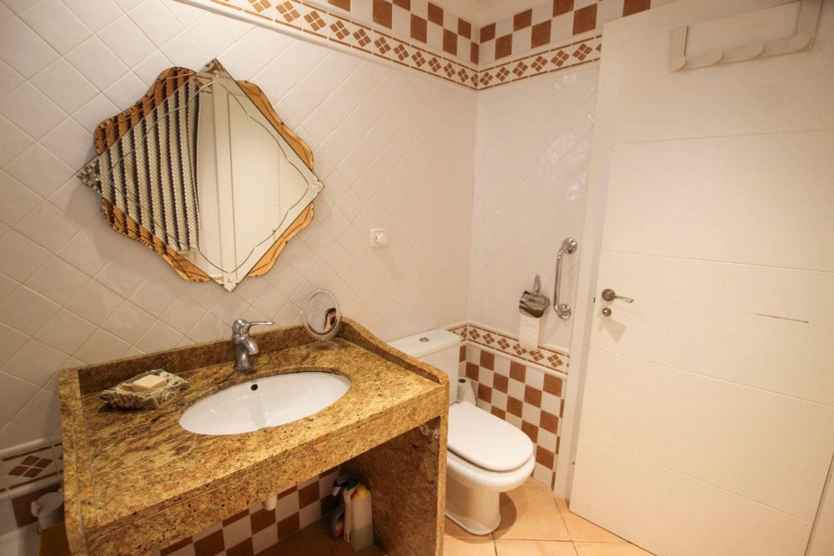 Chalet de 4 habitaciones en Calpe / Calp en venta - 650.000 € (Ref: 10013794)