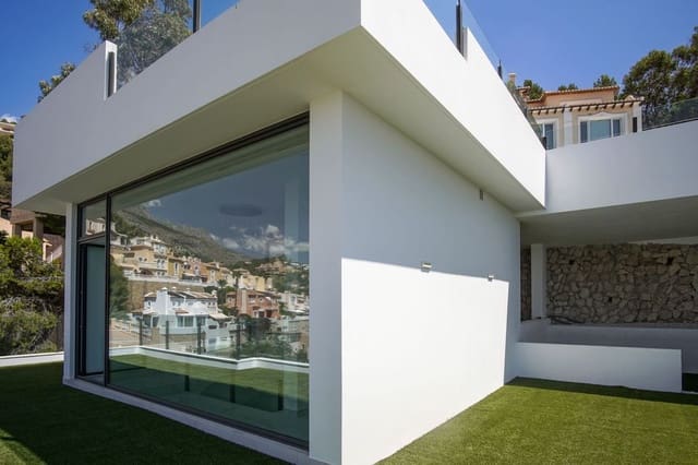 5 bedroom Villa for sale in Altea - € 2,500,000 (Ref: 10013806)