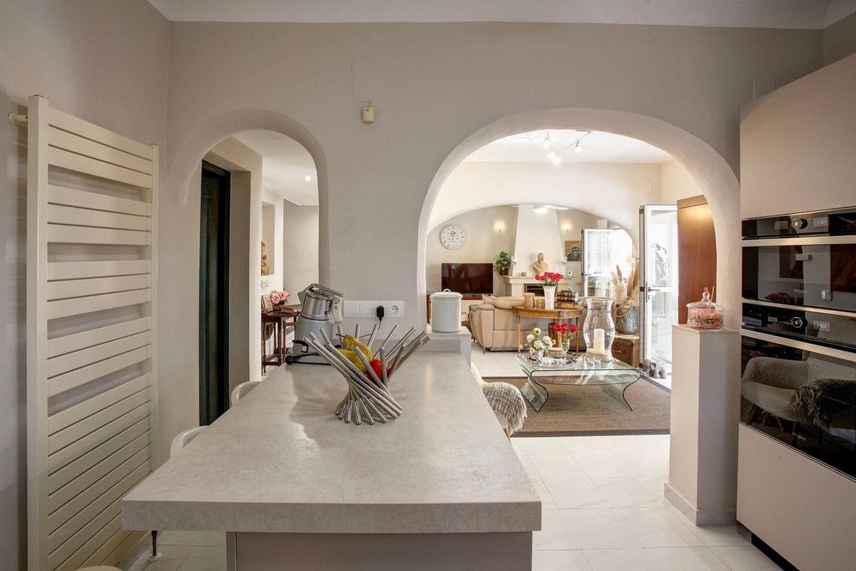 4 soveværelse Villa til salg i Calpe / Calp - € 870.000 (Ref: 10013807)
