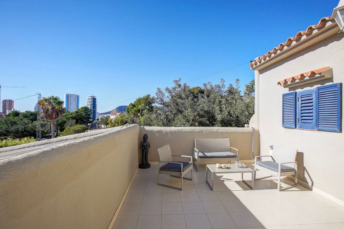 4 soveværelse Villa til salg i Calpe / Calp - € 870.000 (Ref: 10013807)