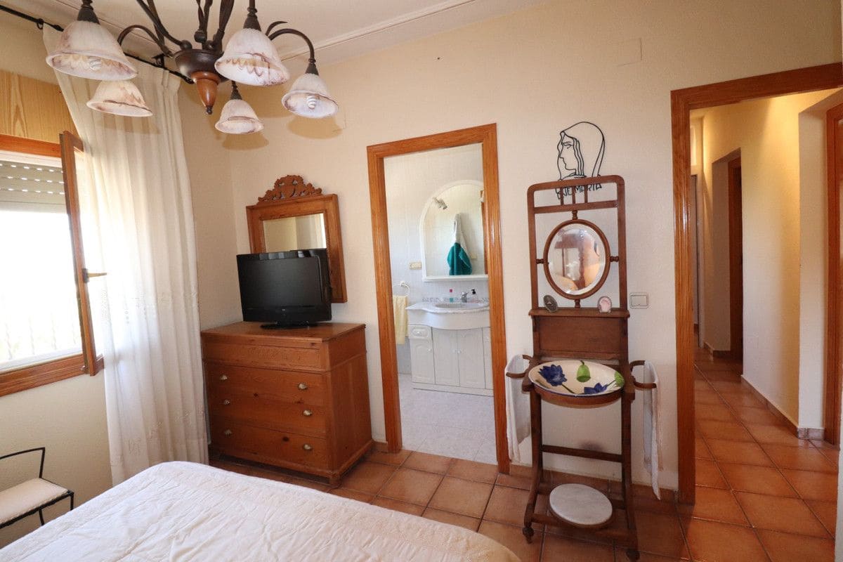 5 bedroom Villa for sale in Algorfa - € 418,000 (Ref: 10013813)