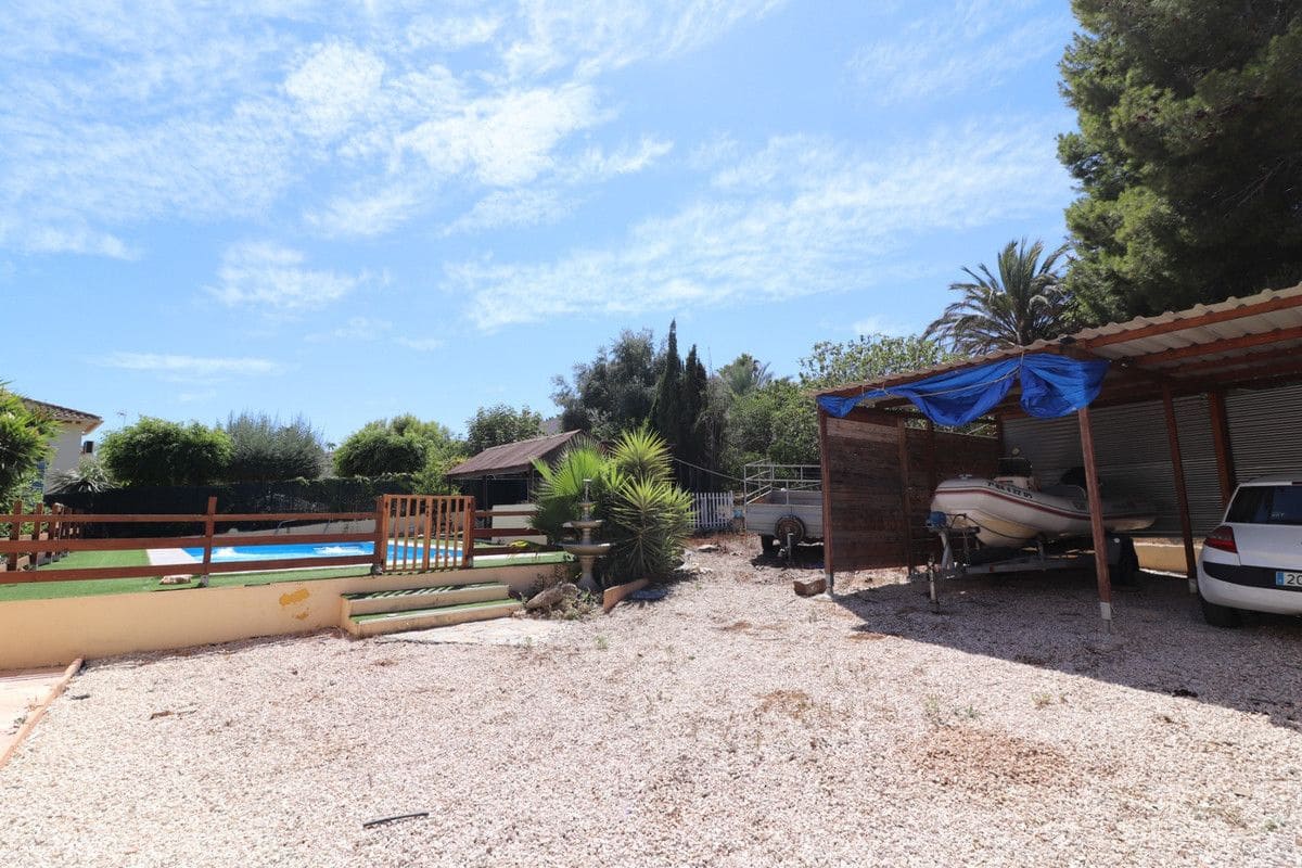 5 bedroom Villa for sale in Algorfa - € 418,000 (Ref: 10013813)