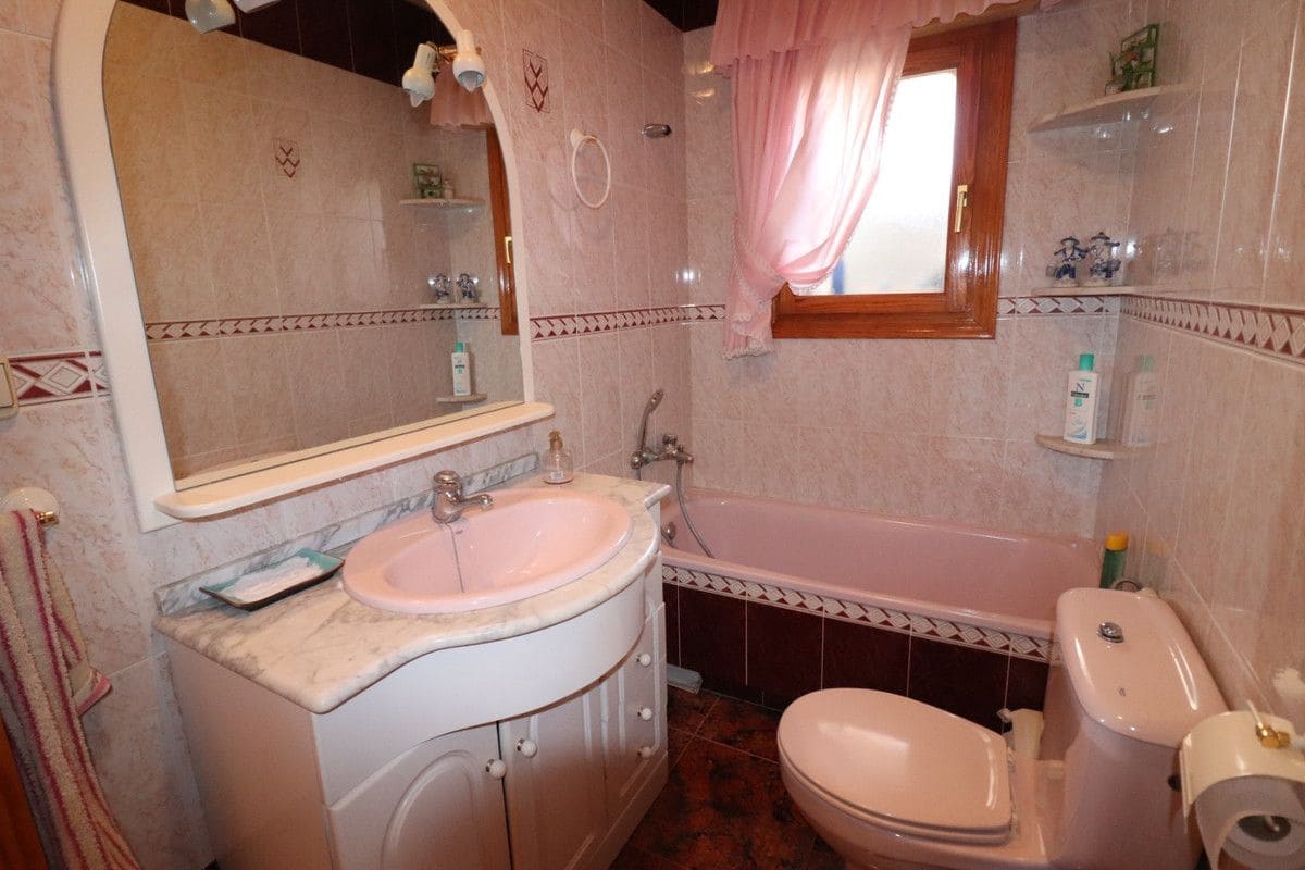 5 bedroom Villa for sale in Algorfa - € 418,000 (Ref: 10013813)
