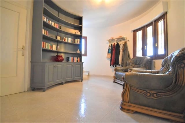 6 soverom Villa til salgs i Villamartín - Las Filipinas, Orihuela med svømmebasseng - € 450 000 (Ref: 10013815)