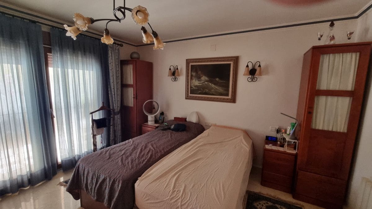 4 bedroom Villa for sale in Pedreguer - € 975,000 (Ref: 10013819)