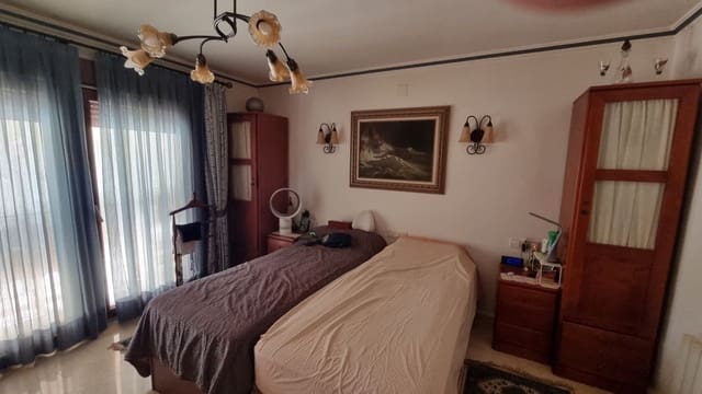 4 bedroom Villa for sale in Pedreguer - € 975,000 (Ref: 10013819)