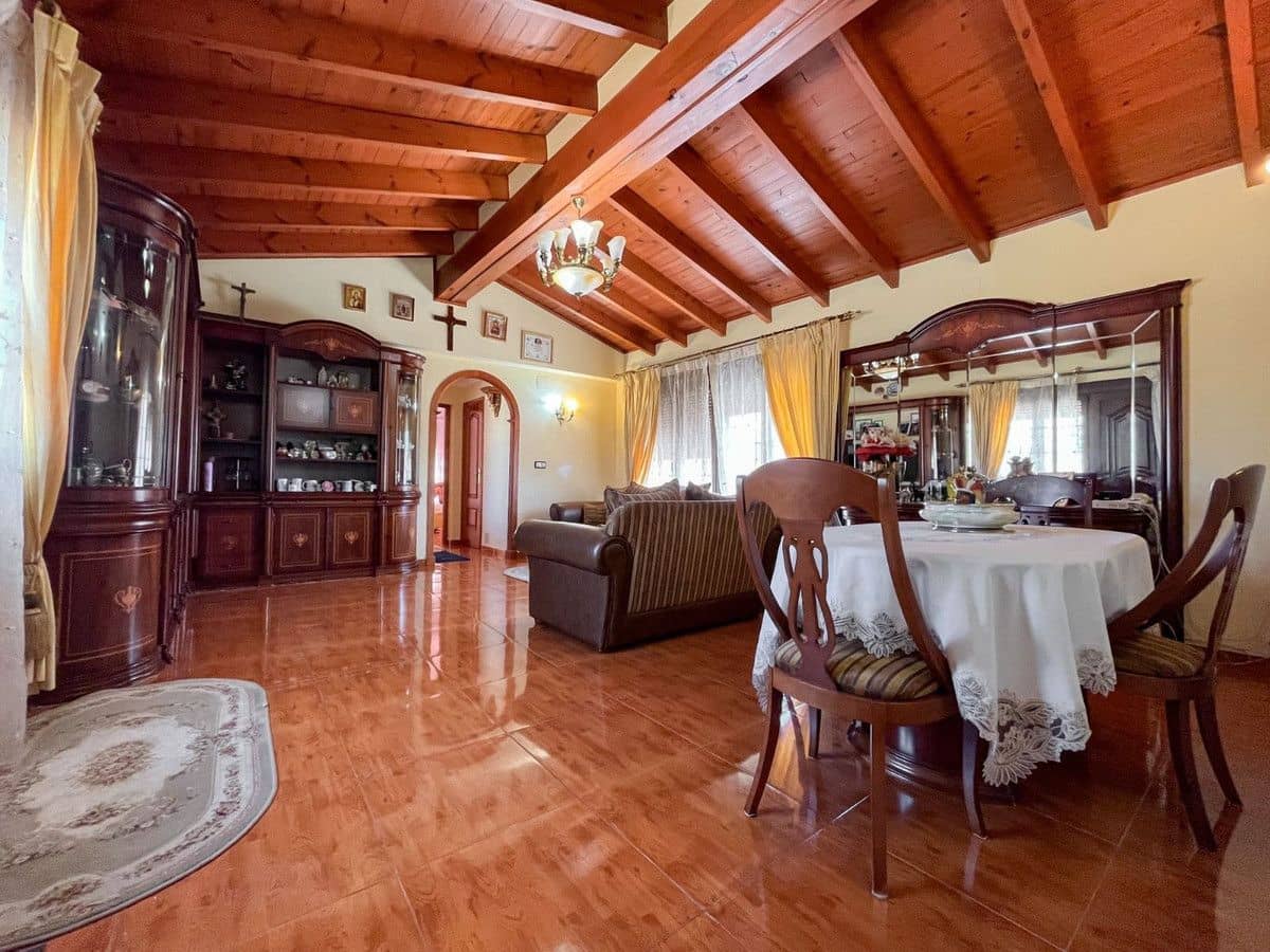 6 Zimmer Villa zu verkaufen in La Marina - 850.000 € (Ref: 10013821)
