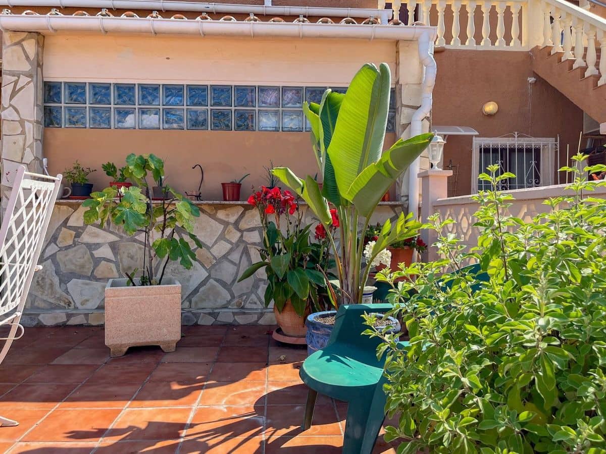 6 Zimmer Villa zu verkaufen in La Marina - 850.000 € (Ref: 10013821)