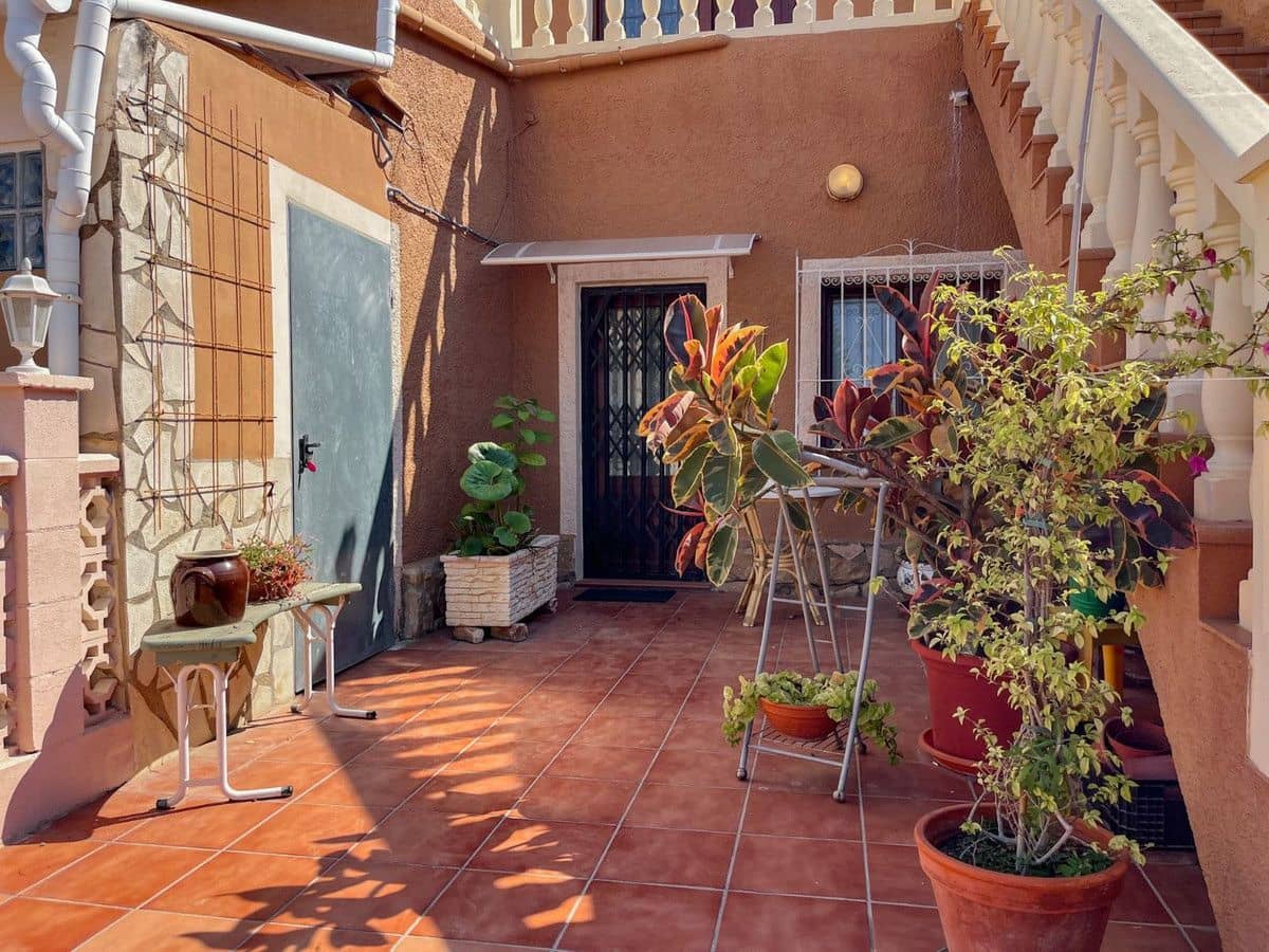 6 Zimmer Villa zu verkaufen in La Marina - 850.000 € (Ref: 10013821)