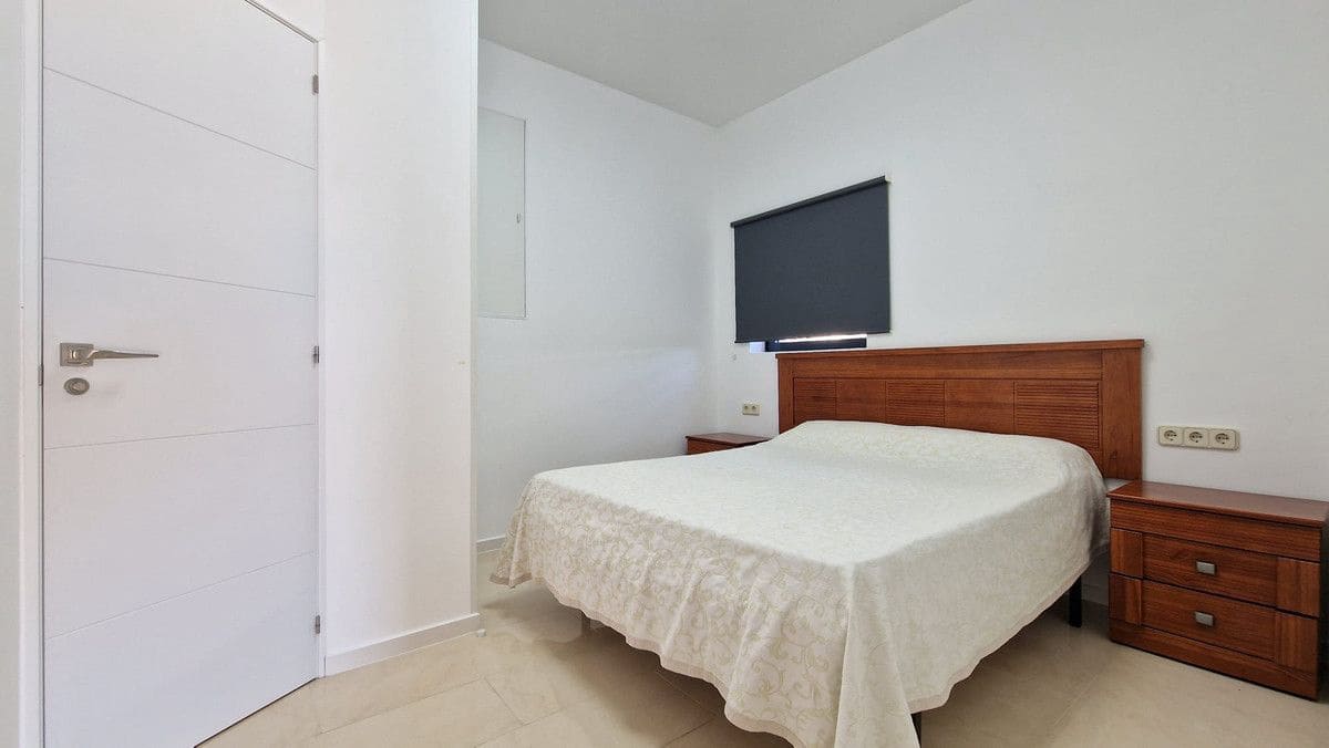 Chalet de 4 habitaciones en Benitachell / Benitatxell en venta - 730.000 € (Ref: 10013822)