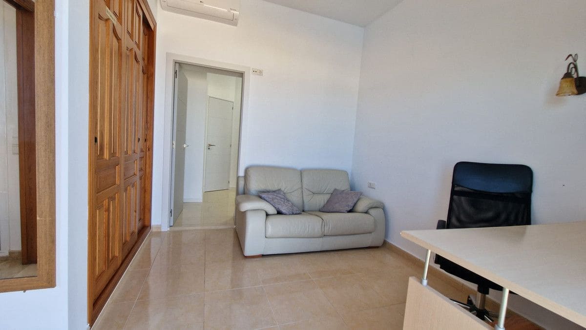 Chalet de 4 habitaciones en Benitachell / Benitatxell en venta - 730.000 € (Ref: 10013822)