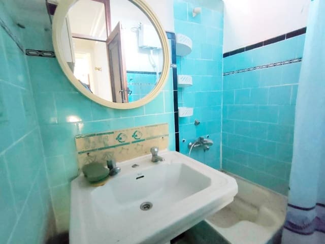 6 bedroom Villa for sale in Pego - € 250,000 (Ref: 10013831)