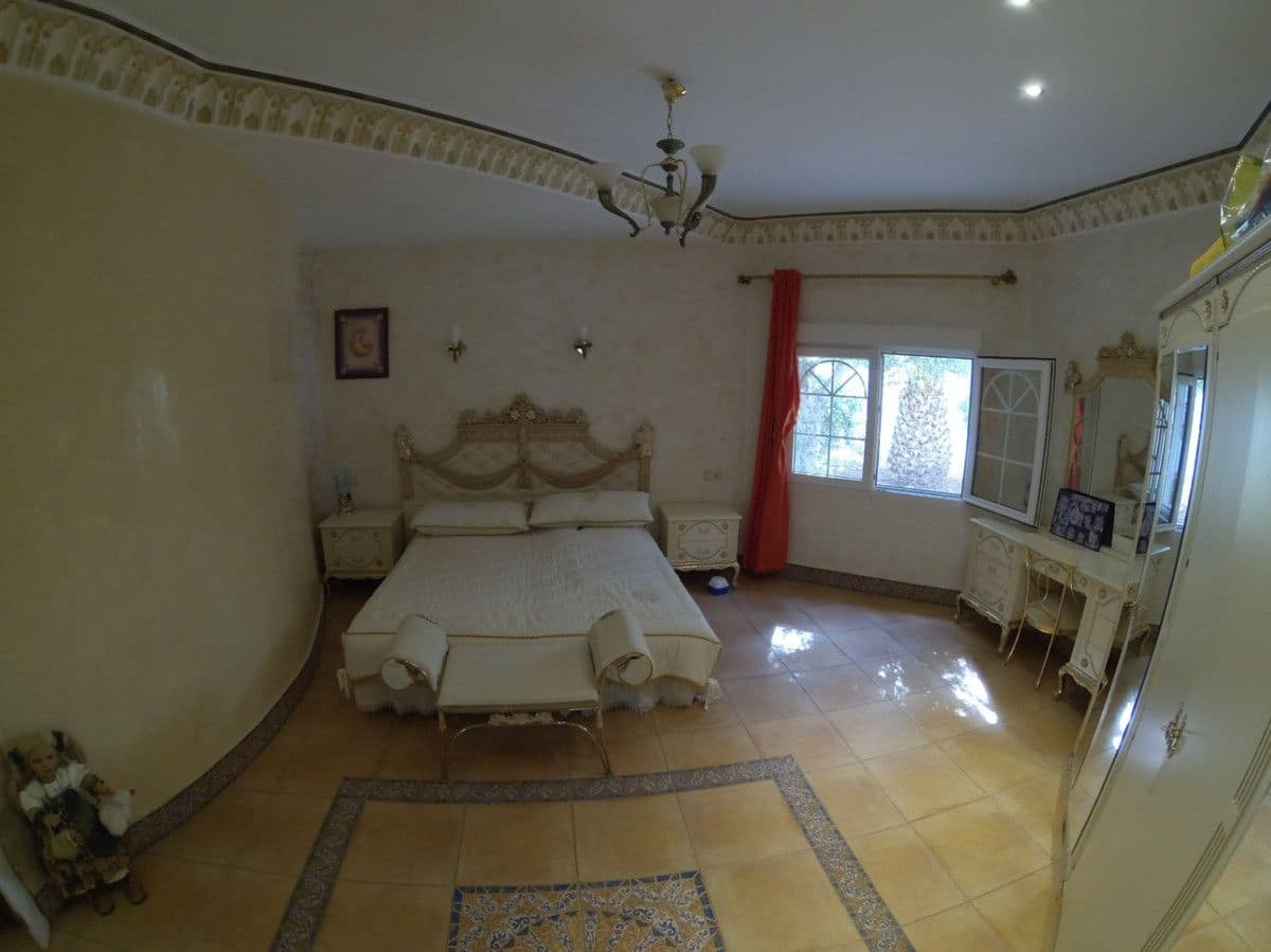 6 chambre Villa/Maison à vendre à Denia - 790 000 € (Ref: 10013832)
