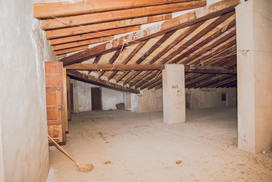 9 sypialnia Willa na sprzedaż w Pego - 320 000 € (Ref: 10013834)