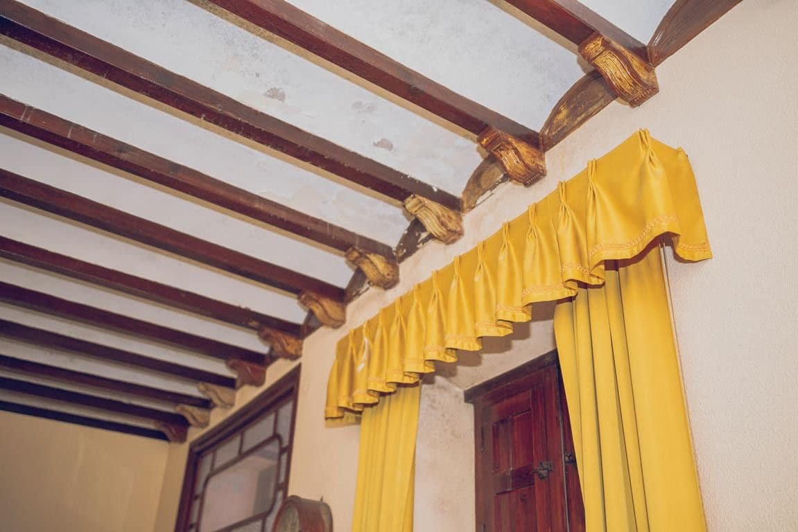 9 sypialnia Willa na sprzedaż w Pego - 320 000 € (Ref: 10013834)
