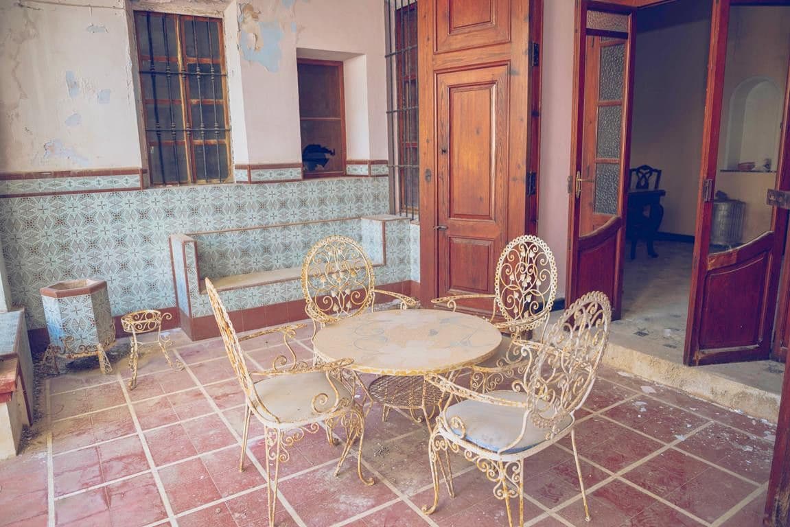 9 sypialnia Willa na sprzedaż w Pego - 320 000 € (Ref: 10013834)
