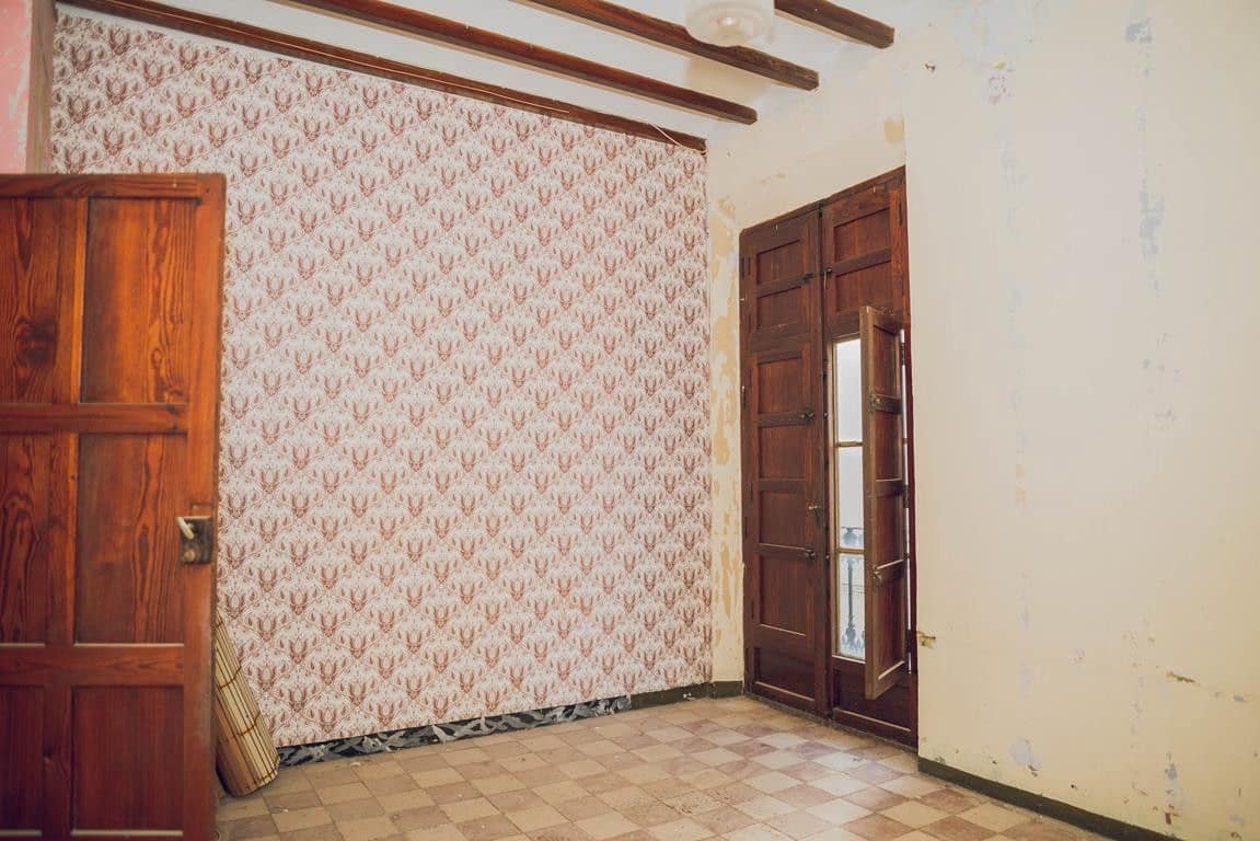 9 sypialnia Willa na sprzedaż w Pego - 320 000 € (Ref: 10013834)