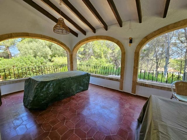 6 bedroom Villa for sale in Javea / Xàbia - € 790,000 (Ref: 10013847)