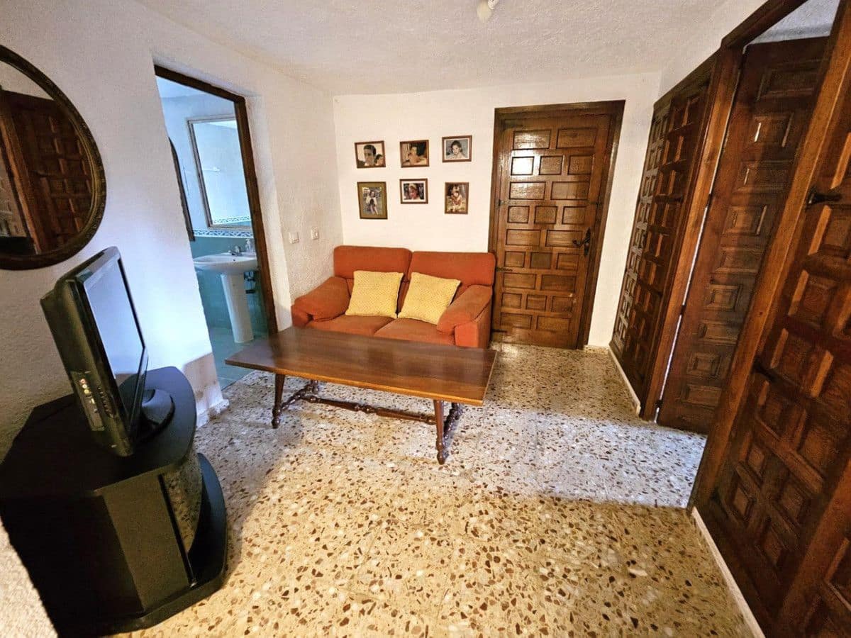6 bedroom Villa for sale in Javea / Xabia - € 790,000 (Ref: 10013847)