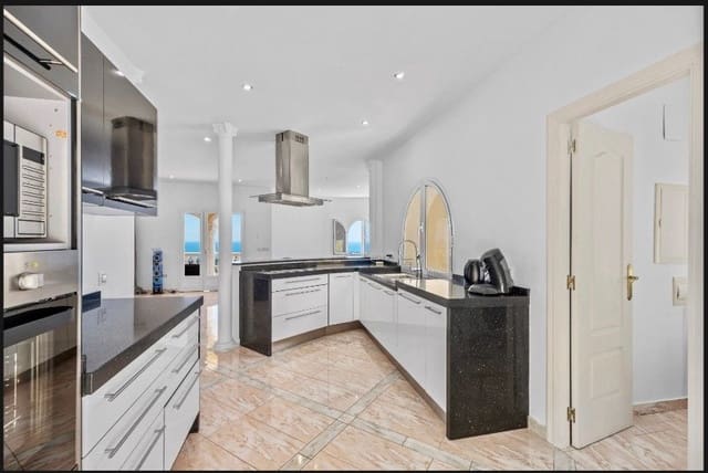4 sypialnia Willa na sprzedaż w Calpe / Calp - 1 400 000 € (Ref: 10013850)