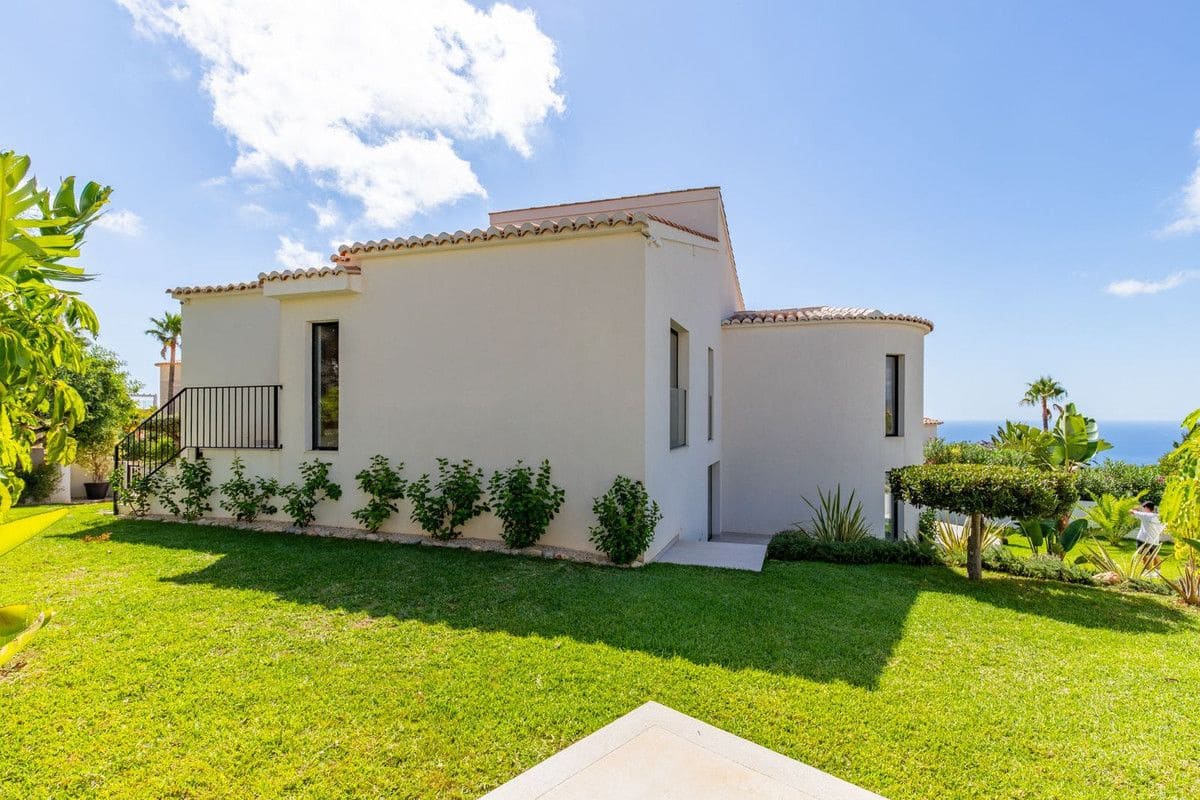 5 Zimmer Villa zu verkaufen in Benitachell / Benitatxell - 1.680.000 € (Ref: 10013855)