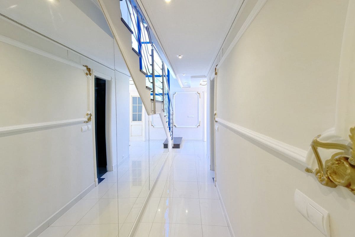 4 Zimmer Villa zu verkaufen in Altea - 895.000 € (Ref: 10013863)